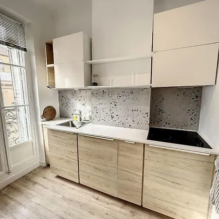 Place - Appartement Lumineux Au Coeur De La Joliette Marseille Exterior photo