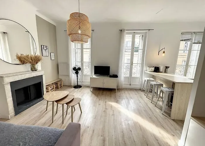Place - Appartement Lumineux Au Coeur De La Joliette